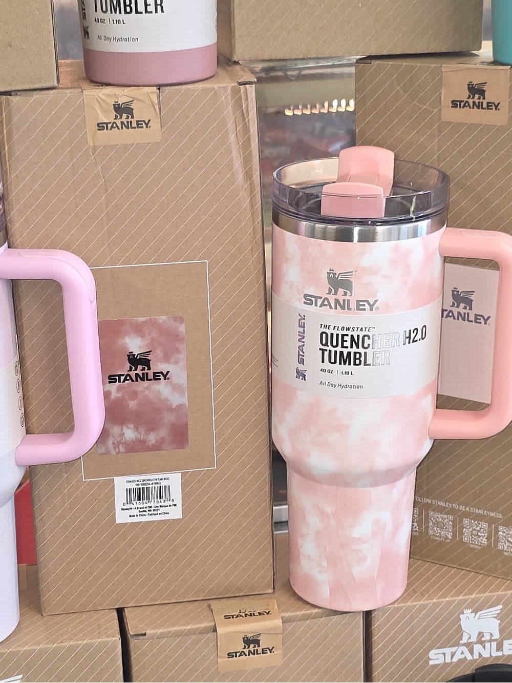 Stanley flowstate straw 40oz quencher tumbler new target 🍑 tie dye - Picture 6 of 6